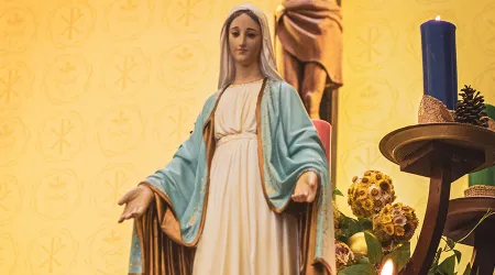 Obispo propone 3 simples regalos de cumpleaños para la Virgen María