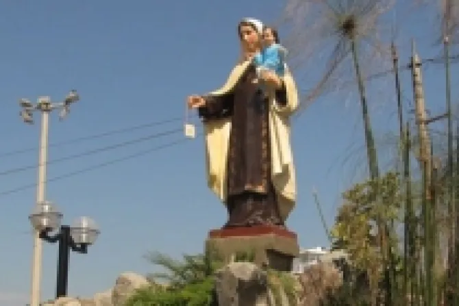 Reponen imagen de Virgen del Carmen que fue destruida en Lima