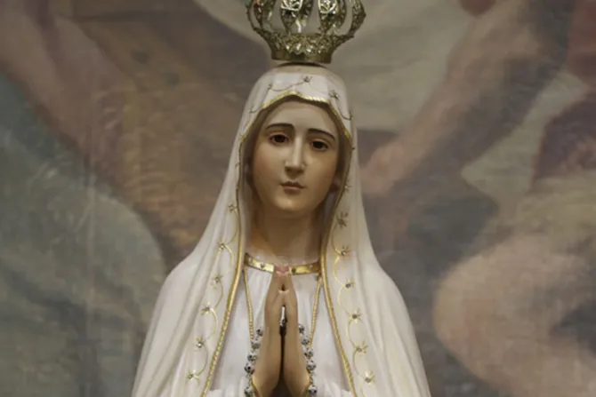 Parroquia de Fátima acogió Rosario mundial por la paz y consagración a la Virgen [VIDEO]