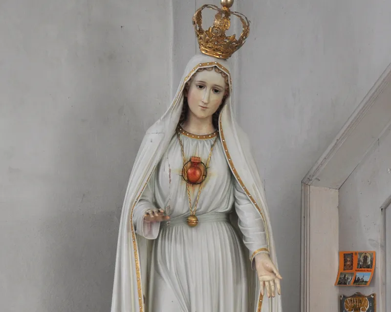Virgen de Fátima. Foto: Andreas Praefcke (CC BY 3.0)?w=200&h=150