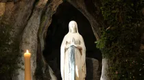 Virgen de Lourdes. Foto: Elise Harris (ACI Prensa)