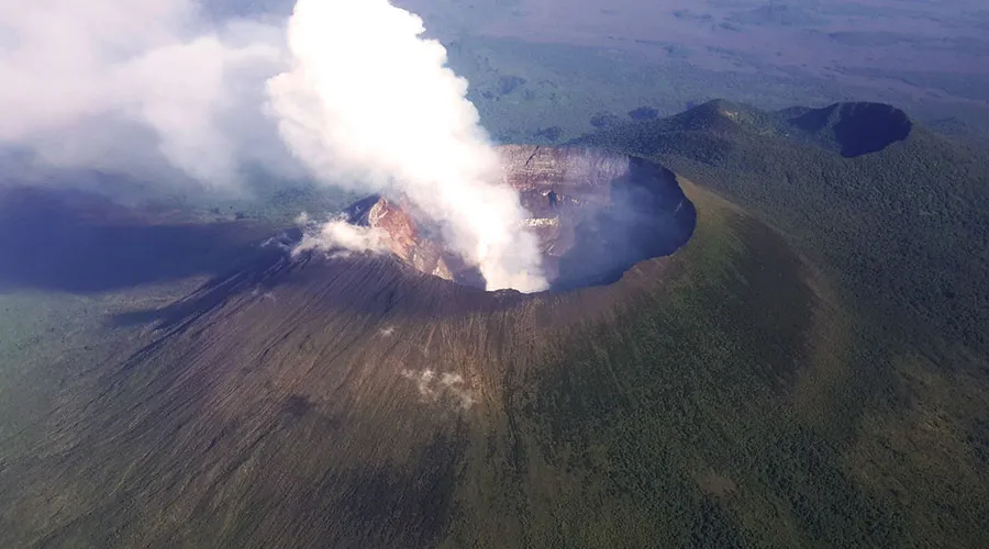 Volcán Nyirangongo. Créditos: Neil Wetmore / MONUSCO (CC BY-SA 2.0)