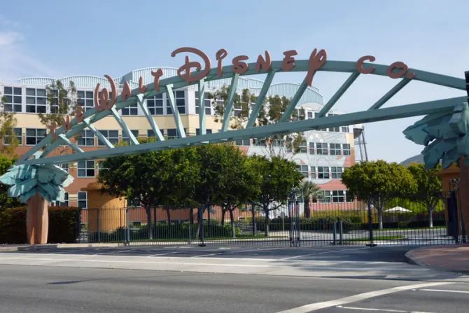 En Disney está prohibida la palabra “Dios”, admiten compositores de música de Frozen
