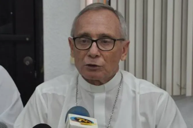 Arzobispo presentó su renuncia para ingresar a un monasterio