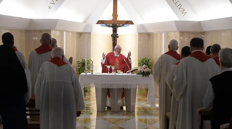 El Papa anima a cultivar el patriotismo en la oración y rezar por los gobernantes