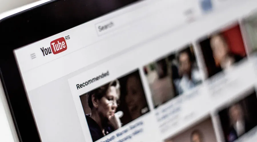 Youtube clausura durante 48 horas canal provida La Contra