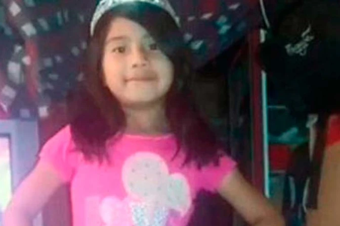 Colombia: Iglesia transmite consuelo a familia de niña violada y asesinada