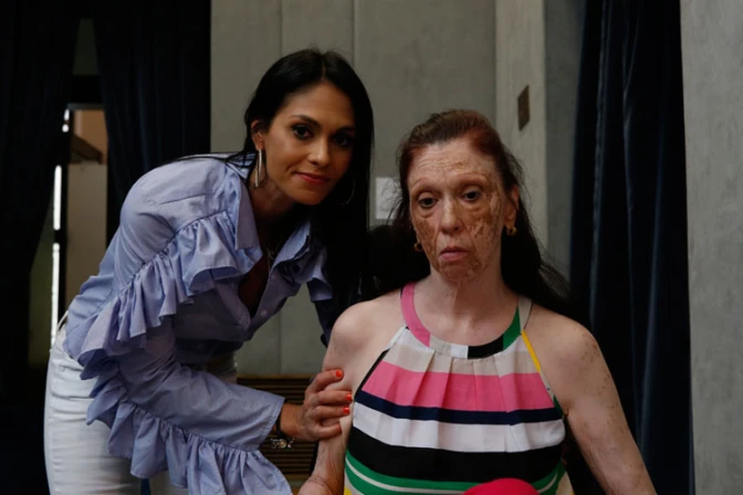 Sabe que sufrirá enfermedad degenerativa, pero su fe le ayuda a levantarse cada día