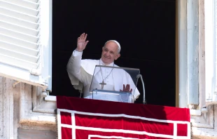 El Papa Francisco en el rezo del u00c1ngelus. Foto: Vatican Media / ACI 