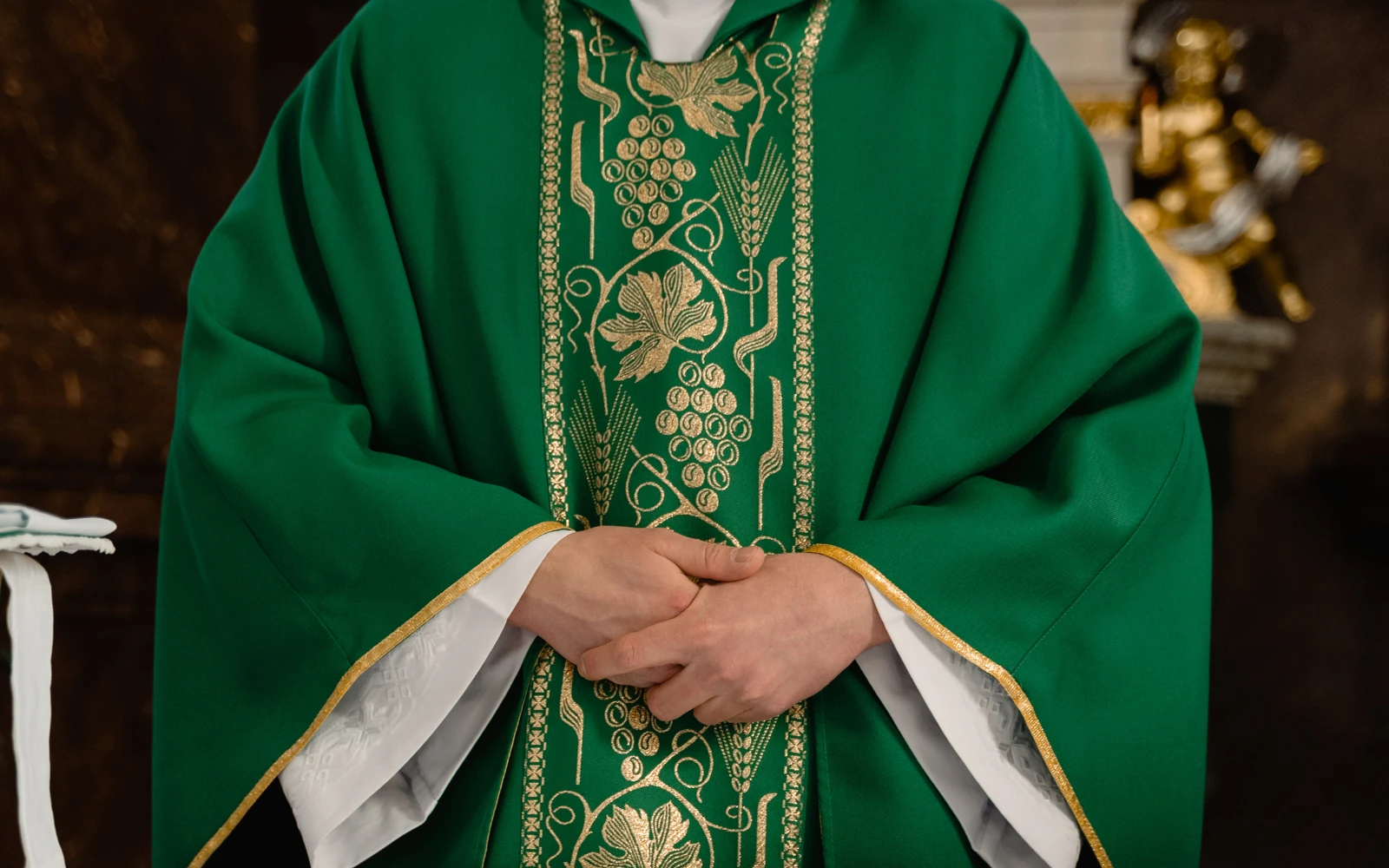 Imagen referencial de un sacerdote.?w=200&h=150