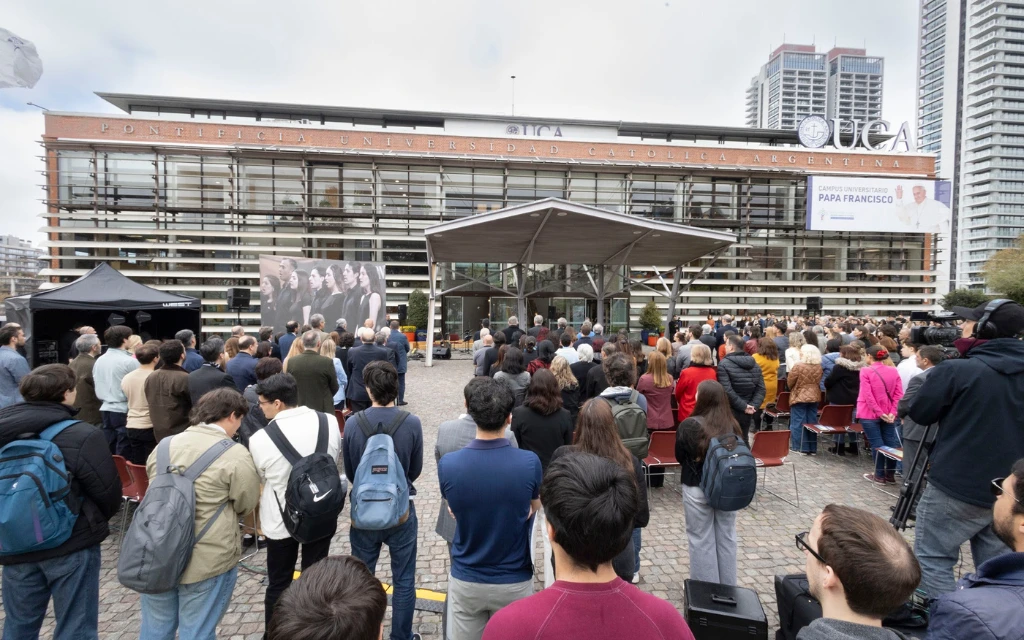 Acto de denominación del Campus de la UCA "Papa Francisco"?w=200&h=150