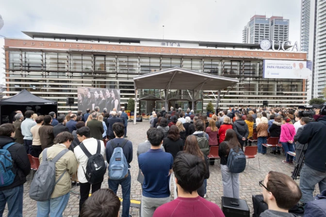 Acto de denominación del Campus de la UCA "Papa Francisco"