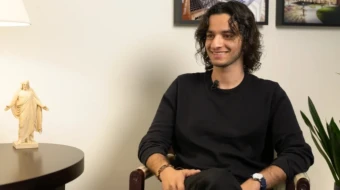 El actor católico Michael Iskander, quien interpreta al rey David en la serie "House of David" de Prime Video. |