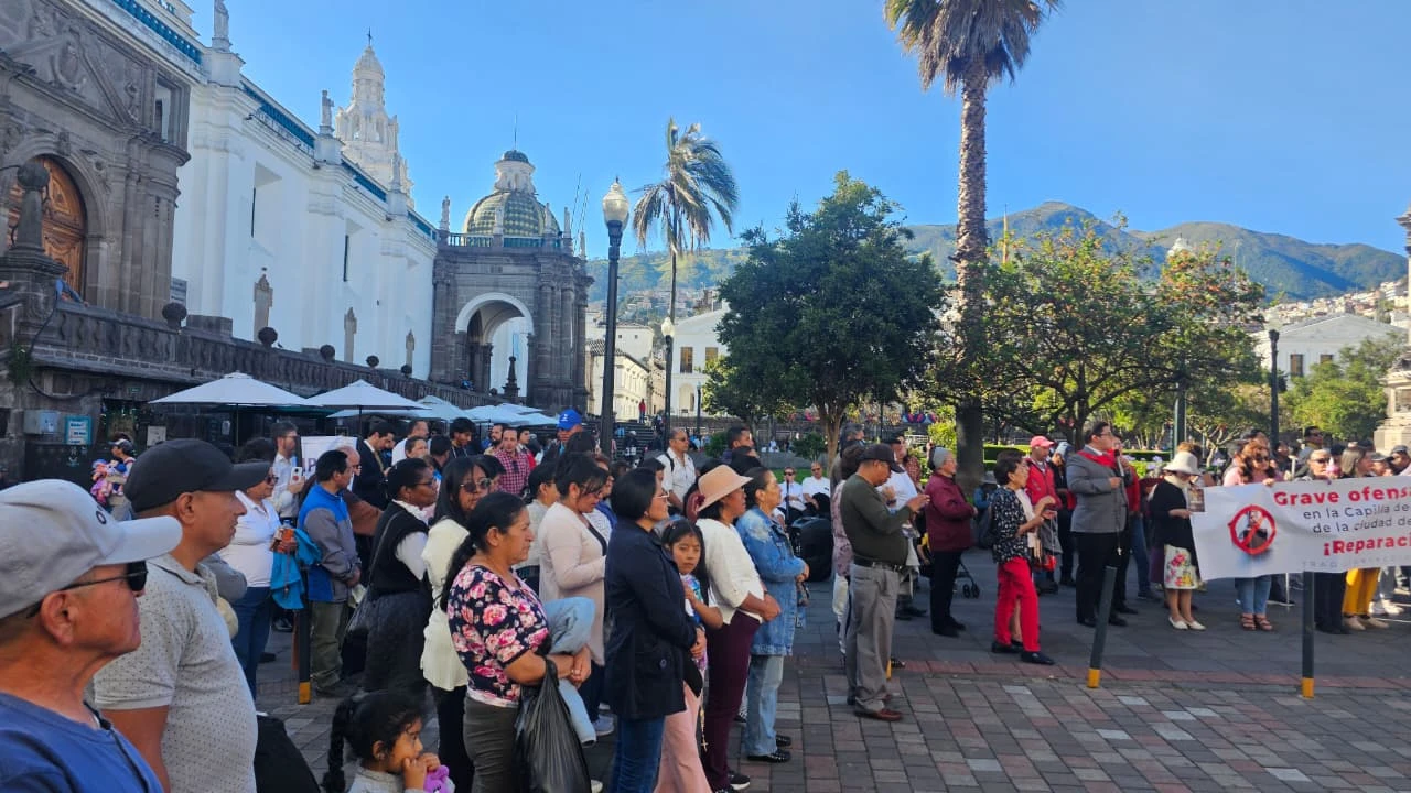 Acto público de reparación en la Plaza Grande, el 3 de diciembre de 2025. Crédito: Cortesía de José Ignacio Gómez