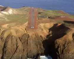 Vista del aeródromo de la isla Robinson Crusoe del archipiélago Juan Fernández en Chile?w=200&h=150