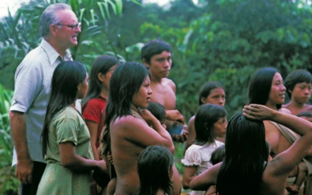 Mons. Alejandro Labaca en la amazonía ecuatoriana.?w=200&h=150