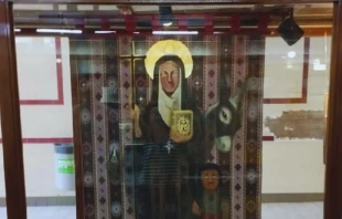 Altar dedicado a Mama Antula en la estación Congreso del subte porteño Crédito: Mama Antula Canonización/Cuenta de X