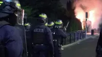 Imagen referencial de YouTube de las protestas en la ciudad de Nanterre, Francia 