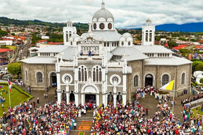 Basílica de Nuestra Señora de los Ángeles fija lineamientos para políticos en Costa Rica