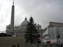 El u00e1rbol de Navidad en San Pedro (foto ACI Prensa)