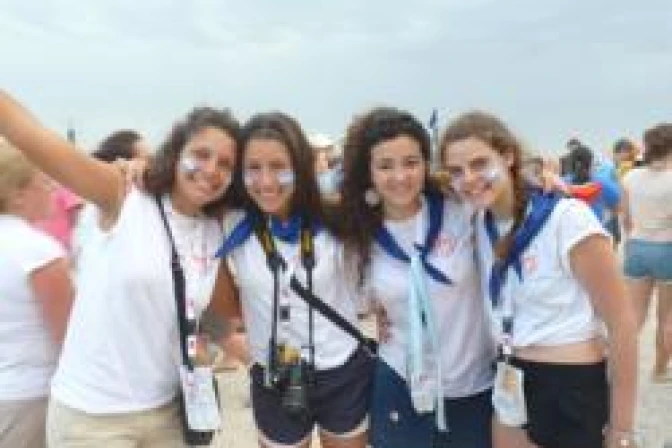 No soy el único "loco" que sigue a Cristo: Testimonios tras vigilia en Cuatro Vientos