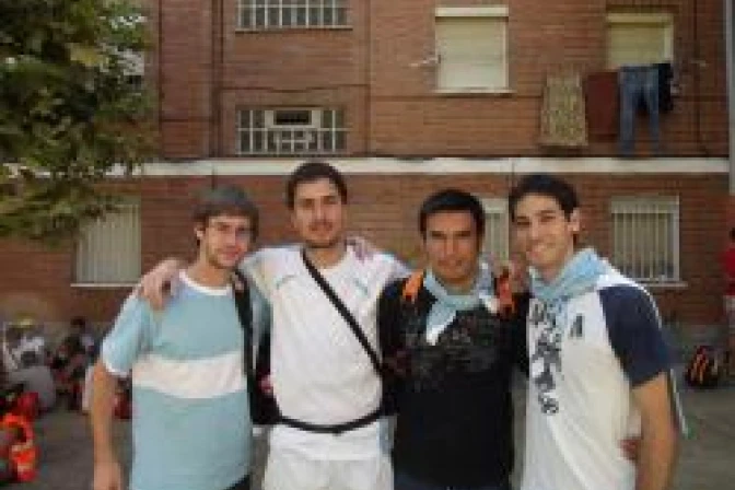 Poder ver al Papa es un sueño, dicen jóvenes argentinos en JMJ Madrid