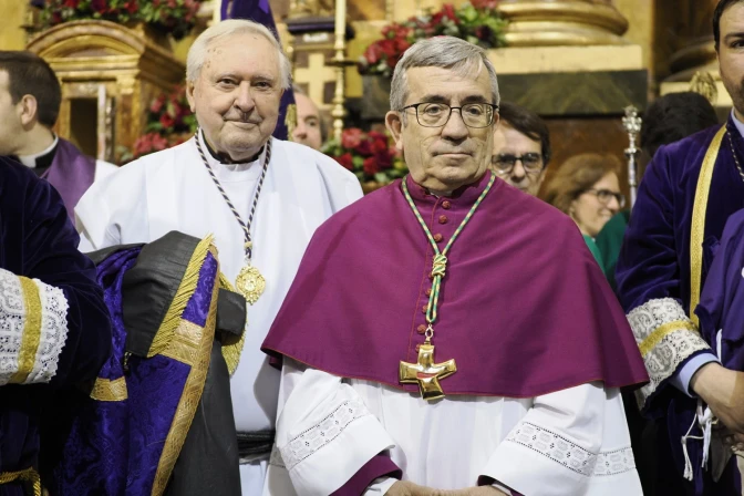 Mons. Luis Argüello, Arzobispo de Valladolid.