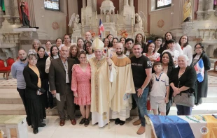 El Arzobispo de Filadelfia, Mons. Nelson Pérez, presidió la celebración eucarística de la Herencia Hispana, una tradición anual que este año coincidió con el Jubileo de la Esperanza. Crédito: Cortesía de Mons. Nelson Pérez