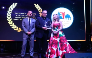 El Arzobispo de Quito recibe un premio en Ecuador. Crédito: Arquidiócesis de Quito.