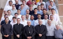 Arzobispo de Valencia con los seminaristas del Seminario Mayor La Inmaculada.