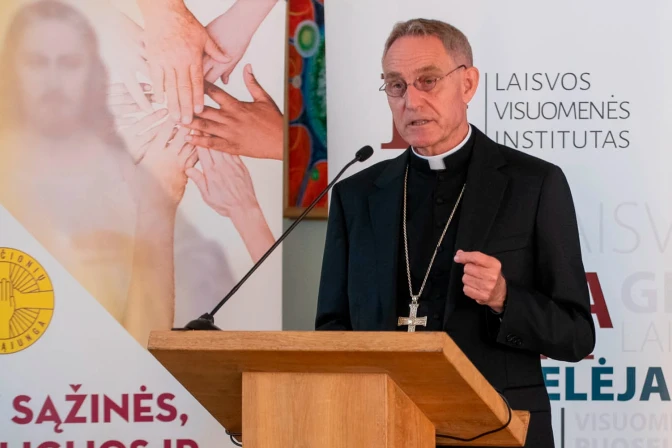 Arzobispo Georg Gänswein