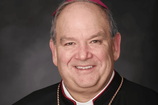 Arzobispo Bernard Hebda