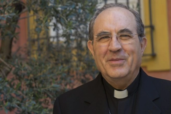 Mons. Juan José Asenjo, Arzobispo emérito de Sevilla.