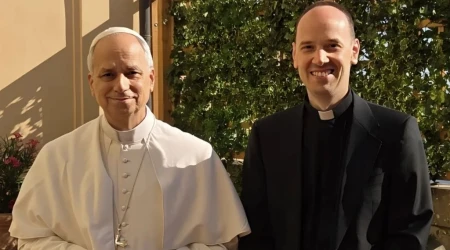 Asistente Papa León XIV