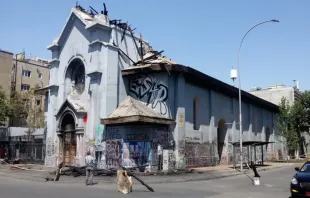 Iglesia de la Asunción en Santiago de Chile luego de los actos de vandalismo Crédito: Ayuda a la Iglesia Necesitada