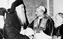 El Patriarca ecuménico Atenágoras y el Papa San Pablo VI.