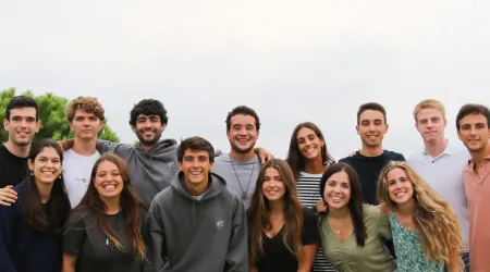 Miembros de la asociación española de jóvenes católicos AUTE.