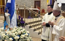 Mons. Silvio Báez en la Misa por la Inmaculada el 6 de noviembre en Palm Beach.