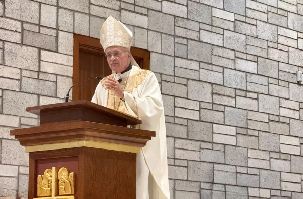 El obispo Báez en la Misa en Palm Beach,. Crédito: Armando García / Pastoral hispana de la diócesis de Palm Beach.