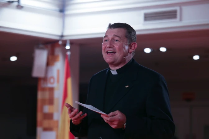 P. Custodio Ballester, sacerdote católico español.