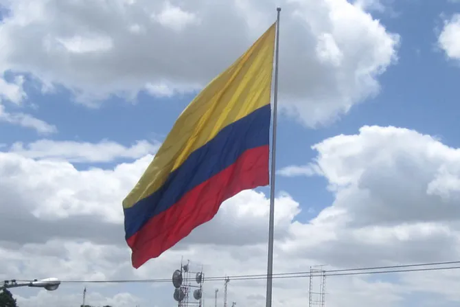 Bandera Colombia violento bloqueo a la Corte Suprema 09022024