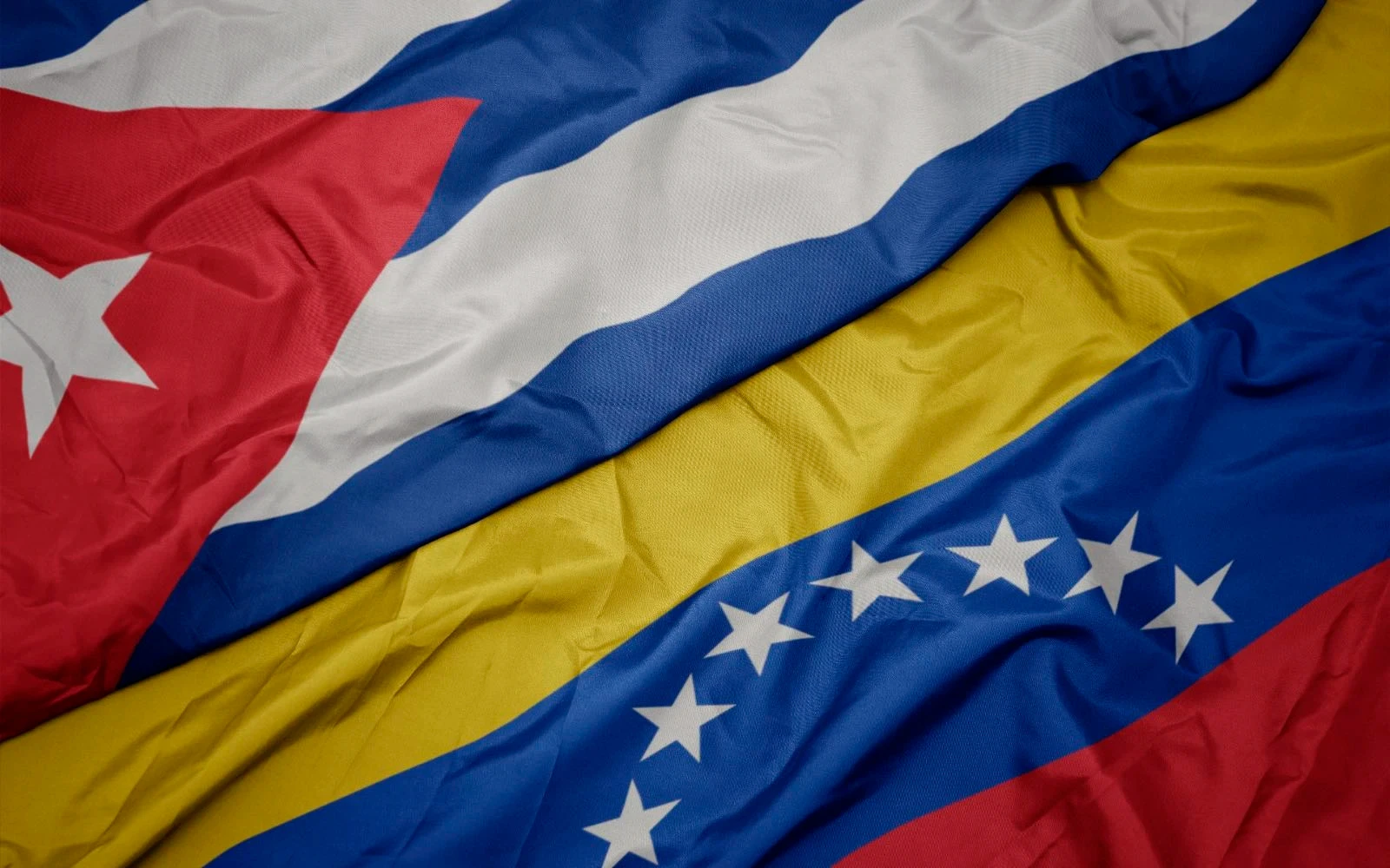 Banderas de Cuba y de Venezuela.?w=200&h=150