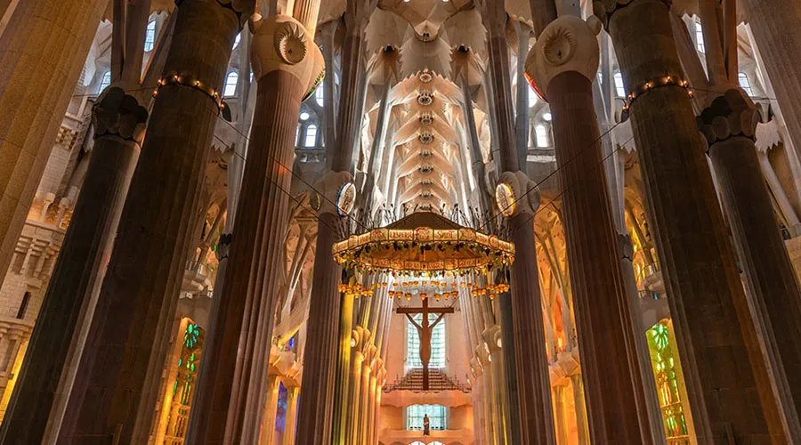 Interior de la Basílica de la Sagrada Familia de Barcelona (España). Crédito: Basílica de la Sagrada Familia.