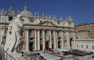 Basílica de San Pedro en el Vaticano. Crédito: Daniel Ibáñez / EWTN News.