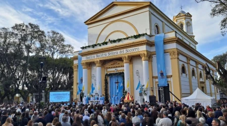 Ceremonia de elevación de la Parroquia a Basílica Menor