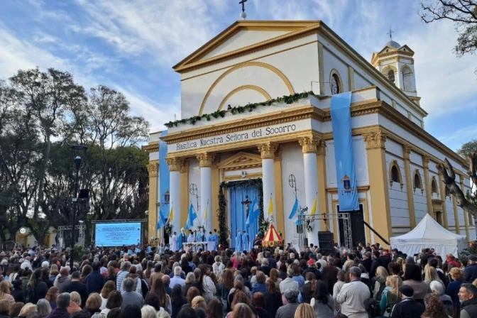 Ceremonia de elevación de la Parroquia a Basílica Menor