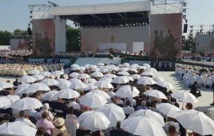 Santa Misa de beatificación de la familia Ulma en Polonia Crédito: EWTN Polonia