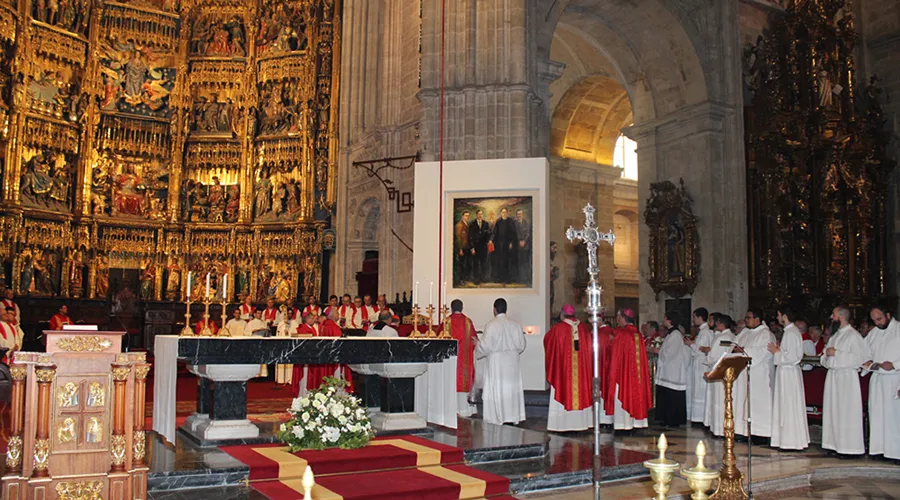 Momento de la beatificación de los mártires de Nembra en la Catedral de Oviedo (España). Foto: Archidiócesis Oviedo. ?w=200&h=150
