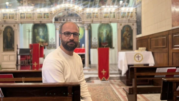 Bedri Diril, miembro de la comunidad caldea de Estambul, afirmó que cree que la visita del Papa León dará "apoyo moral y coraje" a las comunidades minoritarias que viven en Turquía. Crédito: Foto cortesía de Bedri Diril.