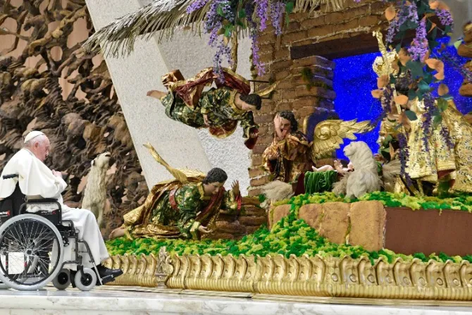 El Papa Francisco invita a descubrir la sencillez de Jesús esta Navidad